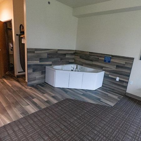 Cobblestone Hotel & Suites-Sheldon Εξωτερικό φωτογραφία