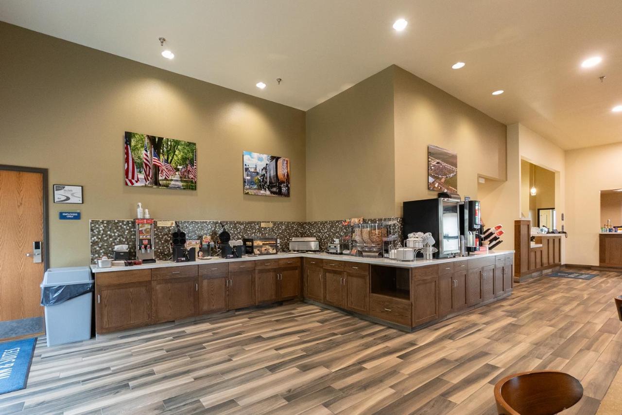 Cobblestone Hotel & Suites-Sheldon Εξωτερικό φωτογραφία